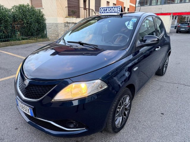 LANCIA Ypsilon usata, con ABS