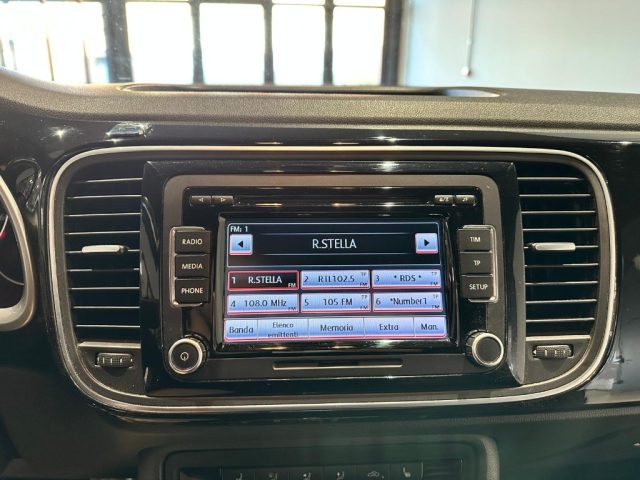 VOLKSWAGEN Maggiolino usata, con Autoradio digitale