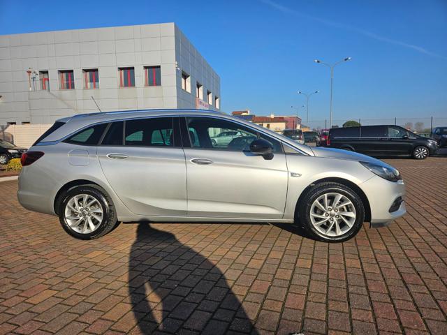 OPEL Astra usata, con Controllo trazione