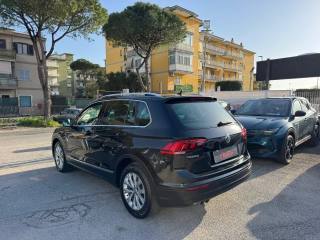 VOLKSWAGEN Tiguan usata, con Controllo automatico clima