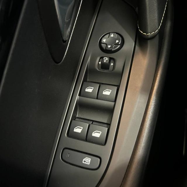 PEUGEOT 208 usata, con Chiusura centralizzata telecomandata