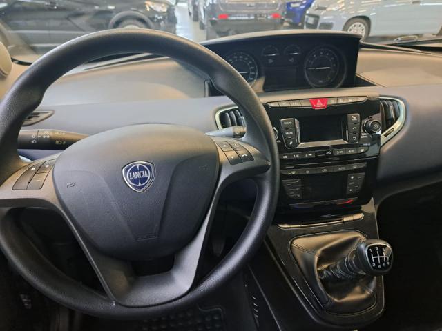 LANCIA Ypsilon usata, con Autoradio