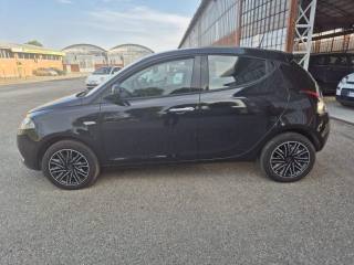 LANCIA Ypsilon usata, con Autoradio