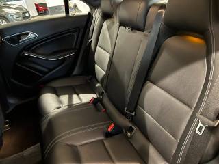 MERCEDES-BENZ CLA 200 usata, con Regolazione elettrica sedili