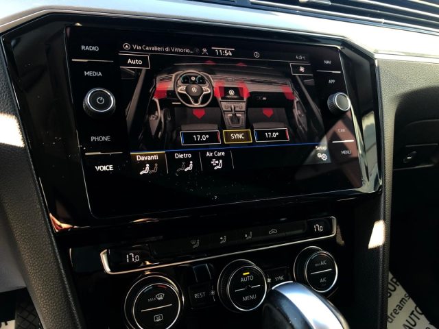 VOLKSWAGEN Passat Variant usata, con Bluetooth