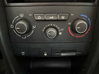 PEUGEOT 207 usata, con Volante in pelle