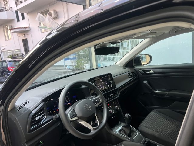 VOLKSWAGEN T-Roc usata, con Vivavoce