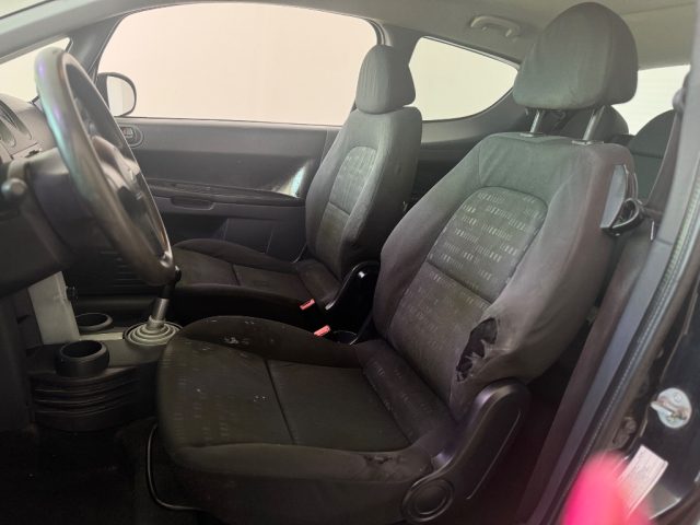 MITSUBISHI Colt usata 4