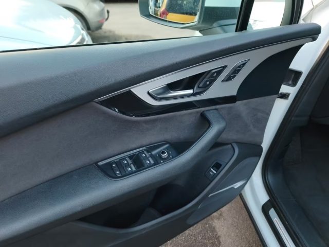 AUDI Q7 usata, con Autoradio