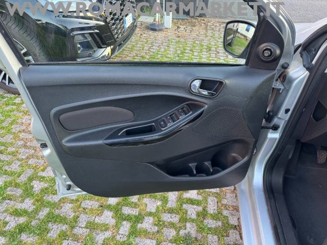 FORD Ka+ usata, con Fendinebbia
