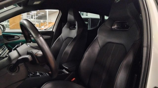 CUPRA Leon usata, con Autoradio digitale