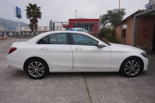 MERCEDES-BENZ C 220 usata, con Boardcomputer