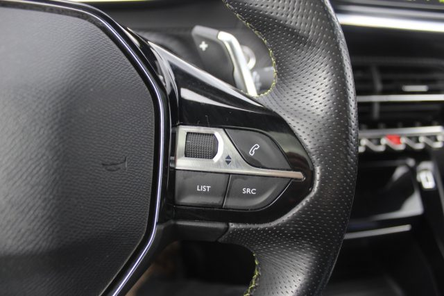 PEUGEOT 2008 usata, con Sensore di luce