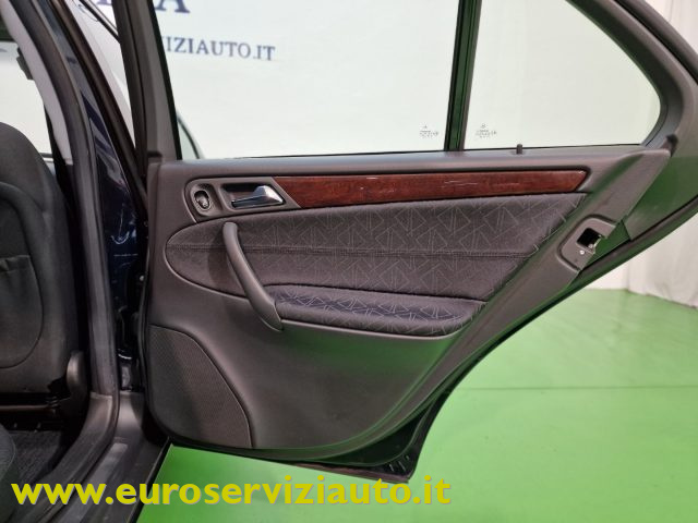 MERCEDES-BENZ C 200 usata 46