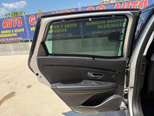 RENAULT Scenic usata 23