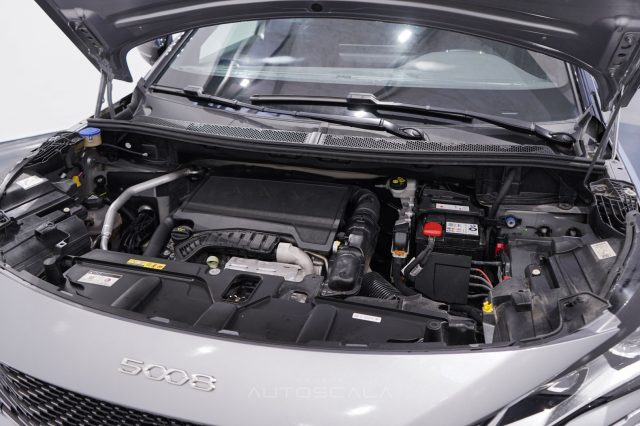PEUGEOT 5008 usata, con Apple CarPlay