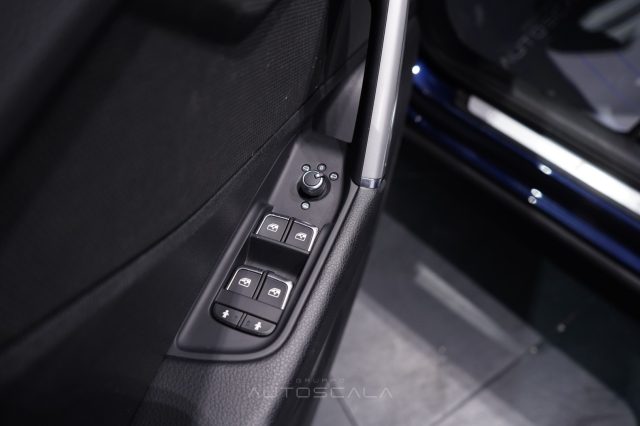 AUDI Q2 usata, con Controllo automatico clima