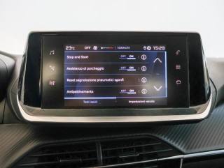 PEUGEOT 208 usata, con Volante multifunzione