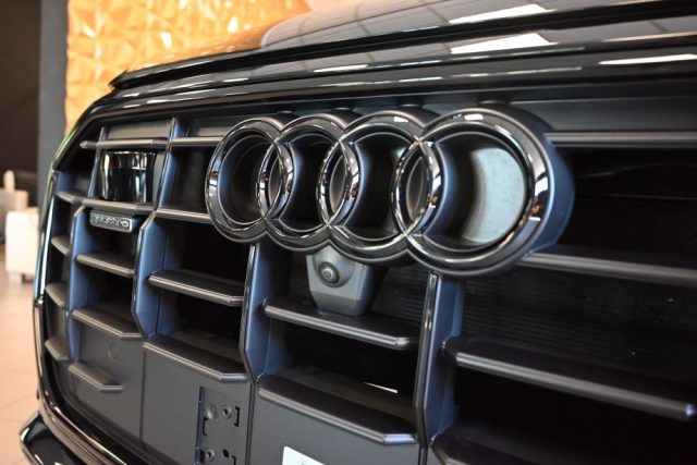 AUDI Q8 usata 18