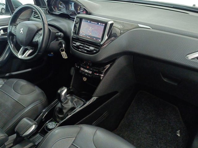 PEUGEOT 2008 usata, con Controllo trazione