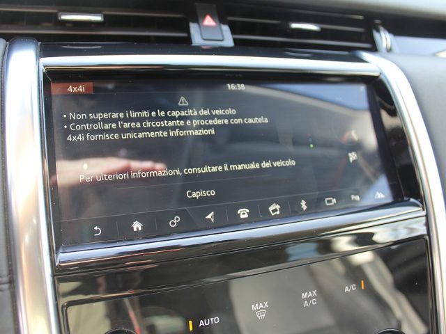 LAND ROVER Discovery Sport usata, con Controllo elettronico della corsia