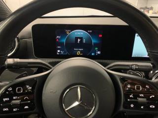 MERCEDES-BENZ CLA 180 usata, con Controllo vocale