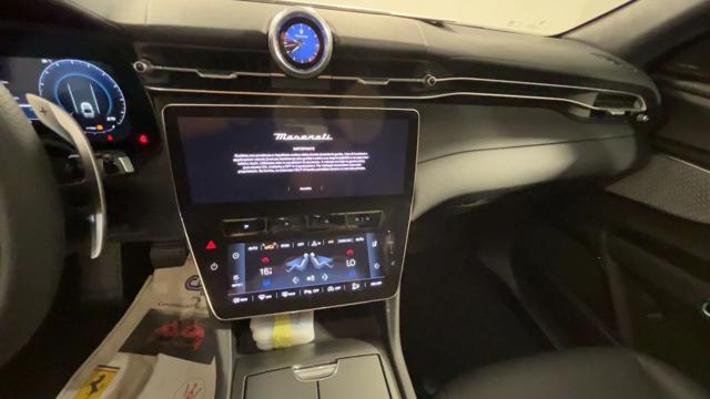 MASERATI Grecale usata, con Interni in pelle