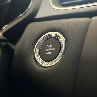 RENAULT Captur usata, con Bracciolo