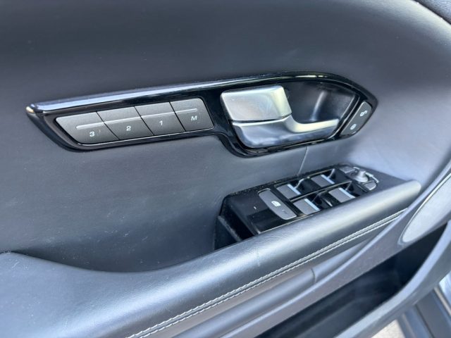 LAND ROVER Range Rover Evoque usata, con Cruise Control