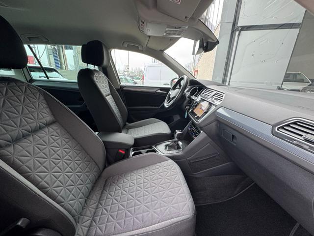 VOLKSWAGEN Tiguan usata, con Park Distance Control