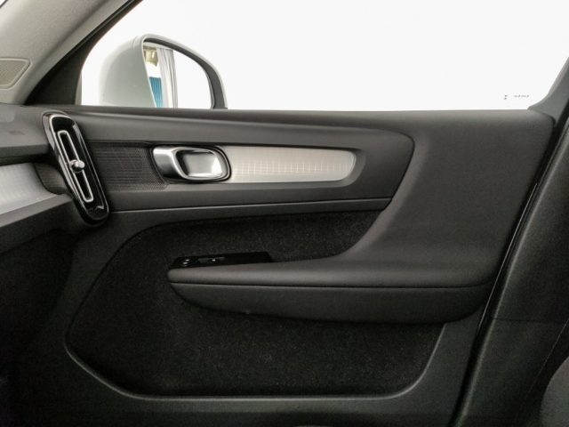VOLVO XC40 usata, con Controllo trazione