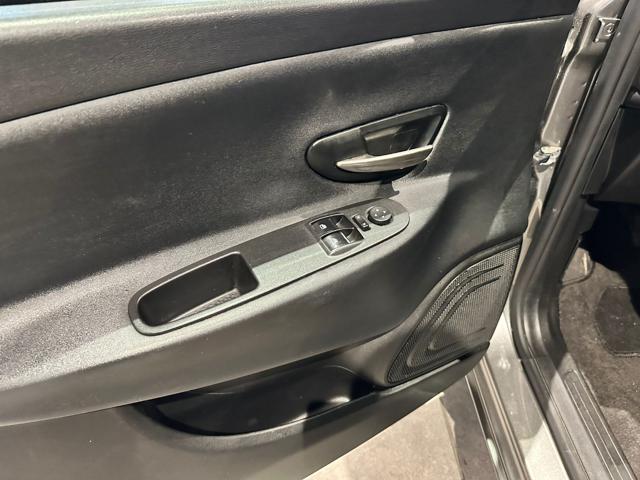 LANCIA Ypsilon usata, con Bluetooth