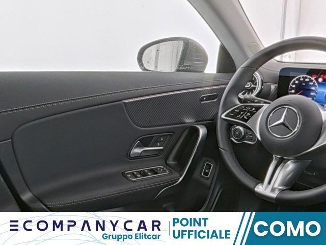 MERCEDES-BENZ CLA 180 usata, con Controllo automatico clima