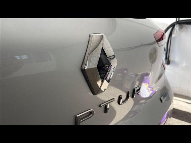 RENAULT Captur usata, con Bracciolo