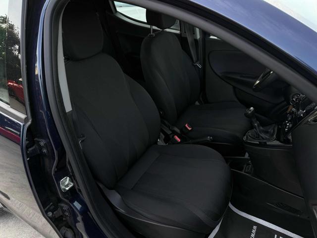 LANCIA Ypsilon usata, con ESP
