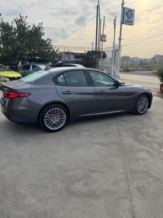 ALFA ROMEO Giulia usata, con Autoradio