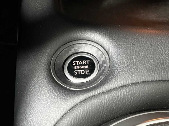 NISSAN Juke usata, con Sensori di parcheggio posteriori