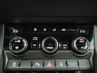 SKODA Karoq usata, con Autoradio digitale