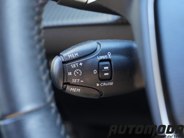 PEUGEOT 208 usata, con Riconoscimento dei segnali stradali