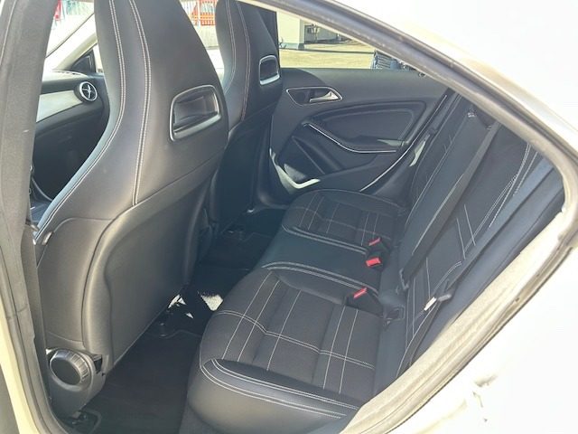 MERCEDES-BENZ CLA 200 usata, con Servosterzo