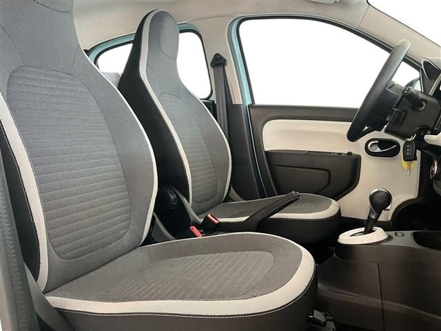 RENAULT Twingo usata, con Park Distance Control