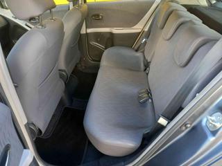 TOYOTA Yaris usata 15