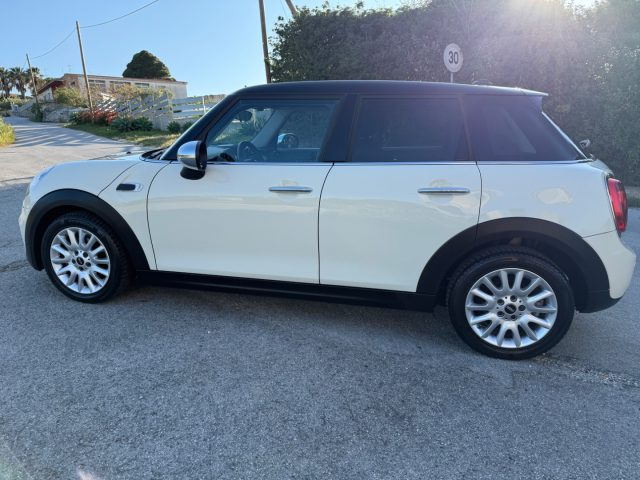 MINI Cooper D usata, con Autoradio