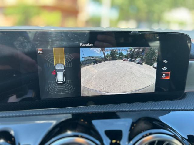 MERCEDES-BENZ CLA 200 usata, con Specchietti laterali elettrici