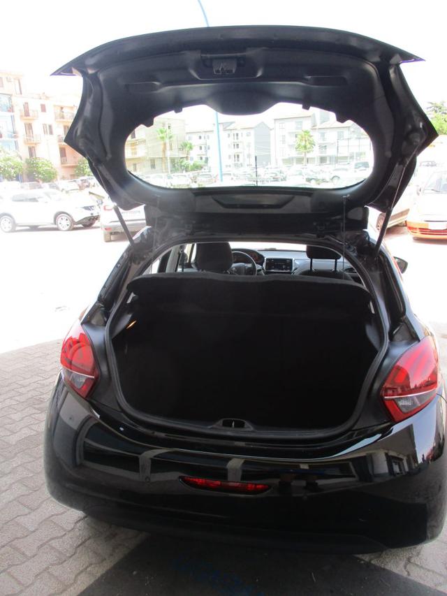 PEUGEOT 208 usata, con Climatizzatore