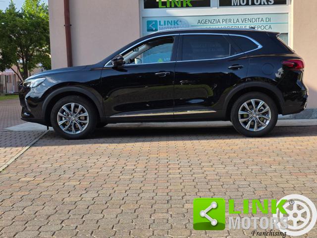 MG HS usata, con Luci diurne LED