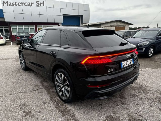 AUDI Q8 usata, con Autoradio