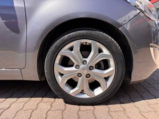 HYUNDAI iX20 usata, con Gancio traino