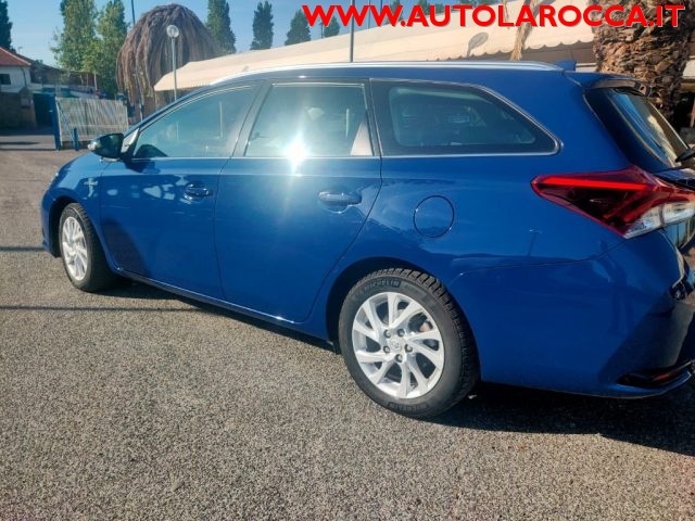 TOYOTA Auris Touring Sports usata, con Cerchi in lega