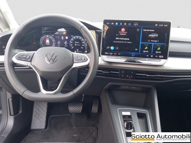 VOLKSWAGEN Golf usata, con Fari LED